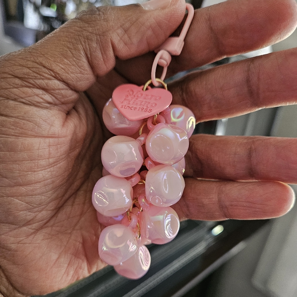 Acrylic Beads Grape and Heart Bag/Keychain - Picture 2 of 6